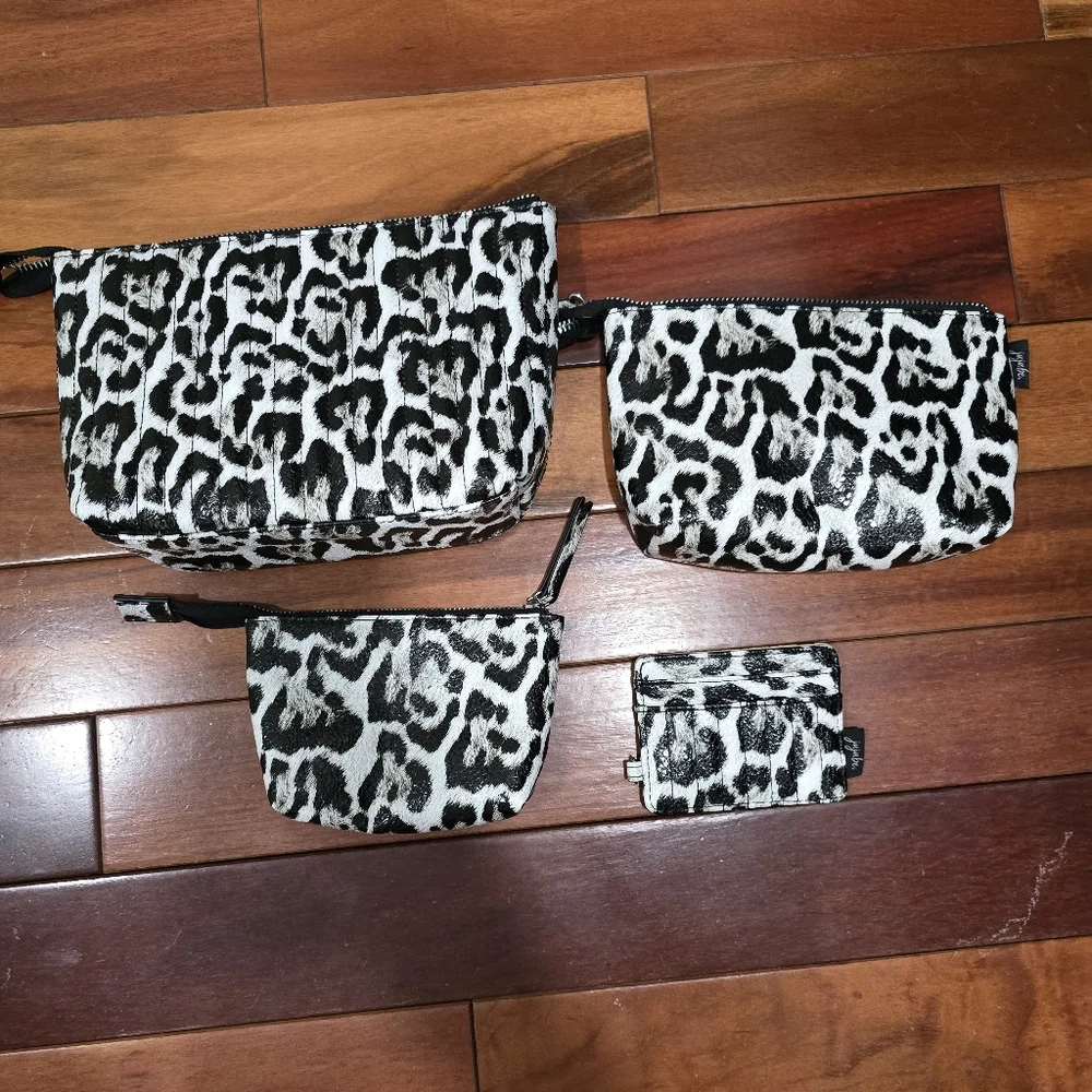Ju-Ju-Be All Set and Coffee Break Wallet in Snow Leapord